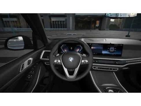 Used 2026 BMW X5 sDrive40i RWD image 13