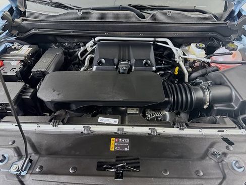 Used 2025 Chevrolet Colorado LT w/ Advanced Trailering Package image 32