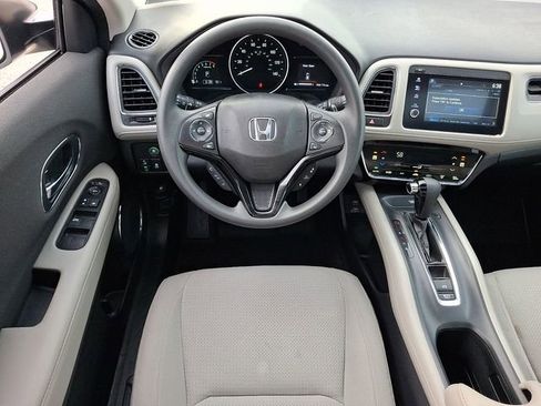Used 2022 Honda HR-V EX image 12