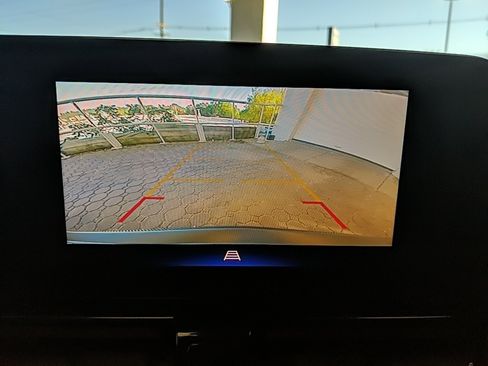 Used 2025 Chevrolet TrailBlazer RS w/ Driver Confidence Package image 17