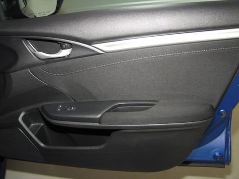 Used 2021 Honda Civic EX image 22