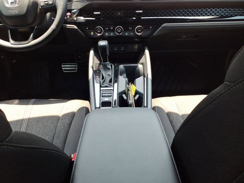 Used 2025 Honda Accord Sport image 18