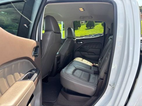 Used 2021 GMC Canyon Denali RWD image 10