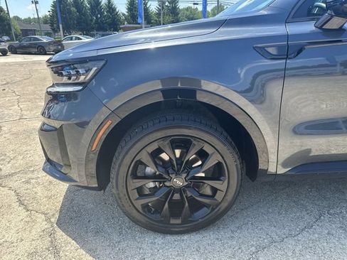 Used 2023 Kia Sorento SX AWD/4WD image 37