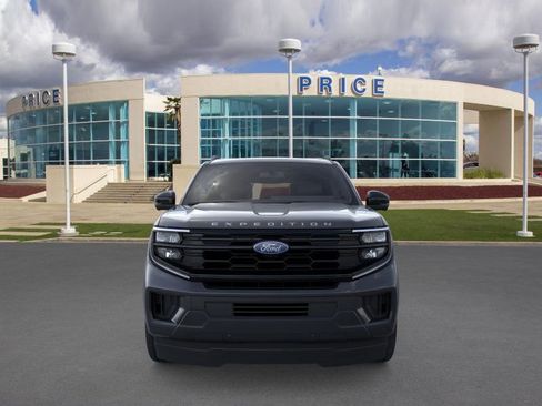 New 2025 Ford Expedition Active image 6