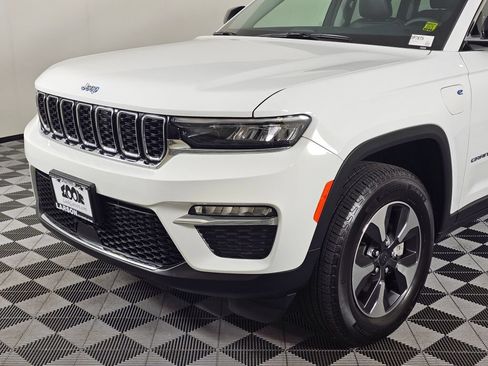 Used 2023 Jeep Grand Cherokee 4WD 4xe image 10