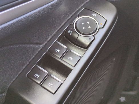 Certified 2022 Ford Escape SEL image 29