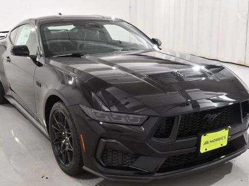 New 2026 Ford Mustang GT Premium w/ GT Performance Package RWD image 4
