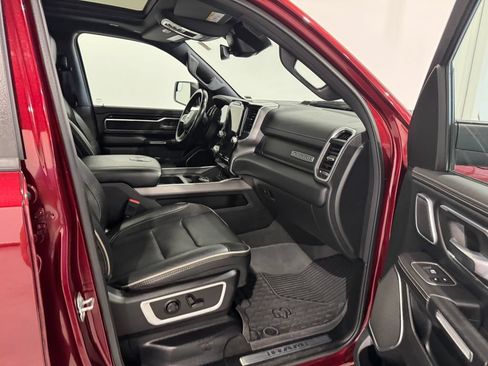 Used 2022 RAM 1500 Laramie AWD/4WD image 22