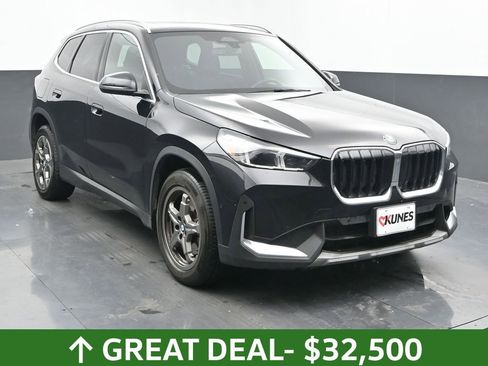 Used 2023 BMW X1 xDrive28i image 4