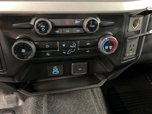 New 2026 Ford F250 XL w/ XL Chrome Package AWD/4WD image 15