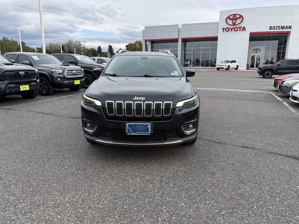 Used 2019 Jeep Cherokee Limited AWD/4WD image 2