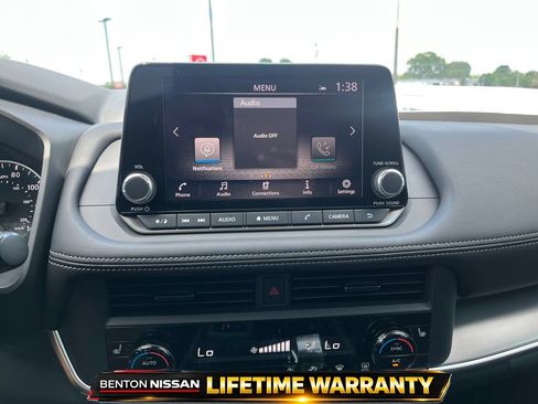 Used 2026 Nissan Rogue Dark Armor FWD image 18