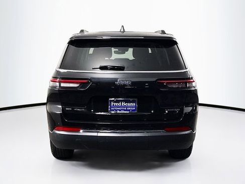 Used 2022 Jeep Grand Cherokee L Limited AWD/4WD image 7