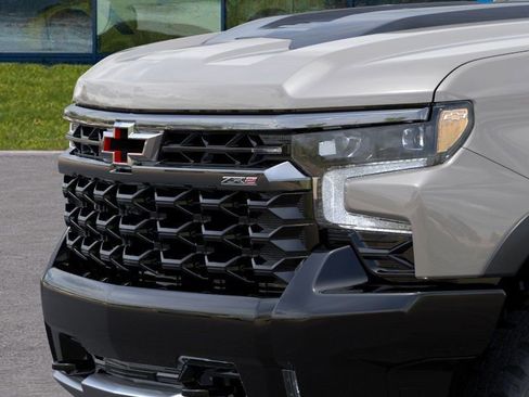 New 2026 Chevrolet Silverado 1500 ZR2 w/ Dark Appearance Package image 20