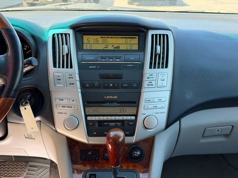 Used 2006 Lexus RX 330 AWD image 18