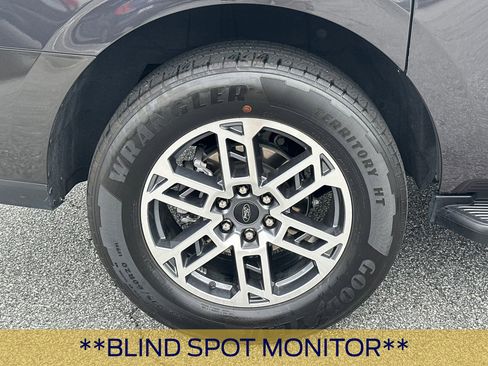 Certified 2025 Ford Expedition Max Active RWD image 19