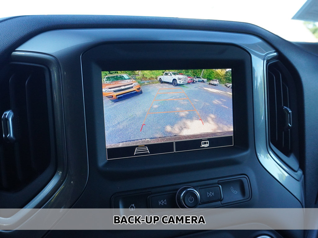 Used 2024 Chevrolet Silverado 1500 Custom AWD/4WD image 3