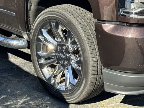 Used 2016 Chevrolet Silverado 1500 High Country w/ High Country Premium Package image 5