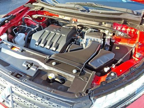 Used 2023 Mitsubishi Eclipse Cross LE image 33