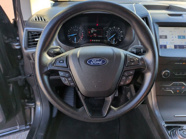 Used 2020 Ford Edge SE FWD image 15