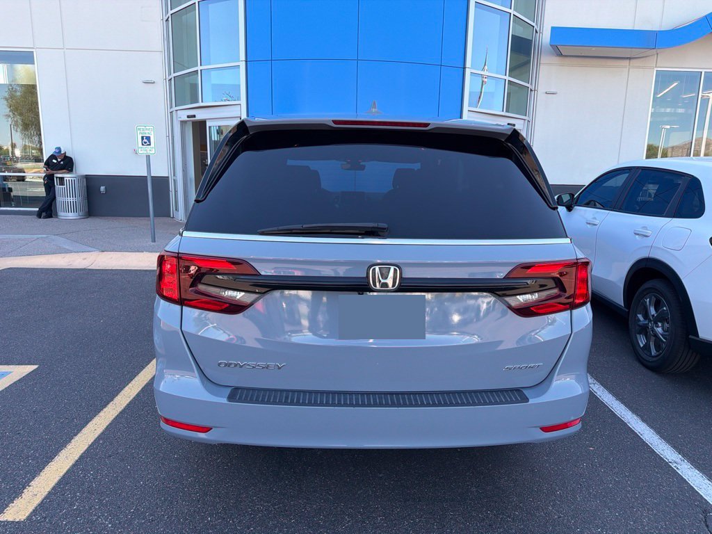 Certified 2023 Honda Odyssey Sport image 7