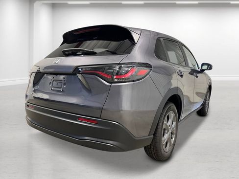 New 2027 Honda HR-V LX image 5
