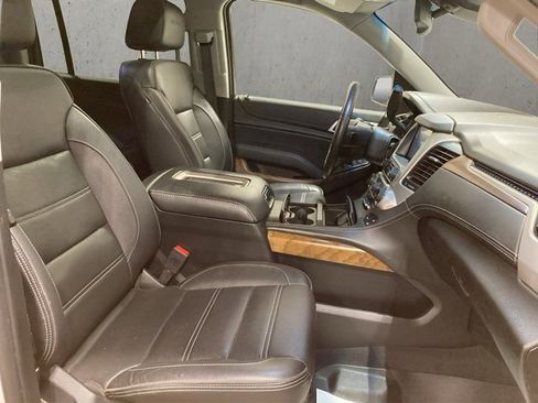 Used 2019 GMC Yukon XL Denali w/ Denali Ultimate Package image 22