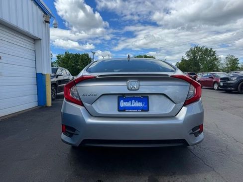 Used 2017 Honda Civic EX-T image 3
