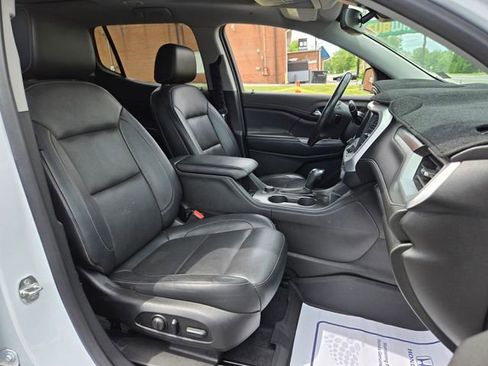 Used 2019 GMC Acadia SLT AWD/4WD image 22