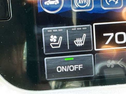 Used 2022 Subaru Outback Touring XT w/ Tech Package 3 AWD/4WD image 25