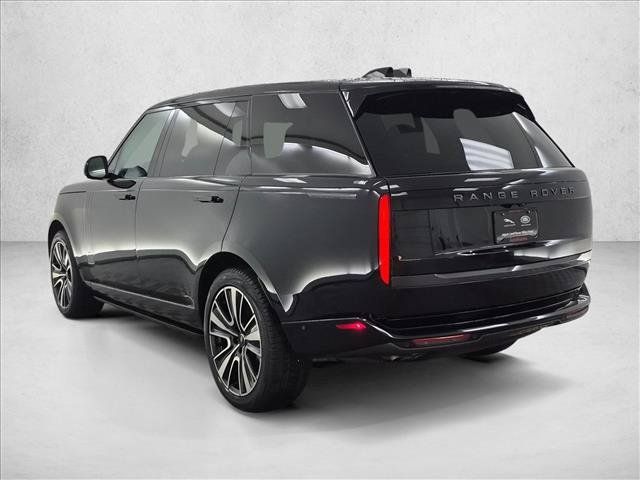 Certified 2025 Land Rover Range Rover Long Wheelbase SE AWD/4WD image 8