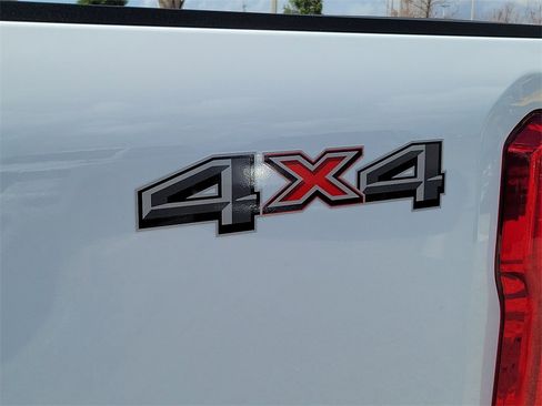 Used 2025 Ford F250 XLT image 14