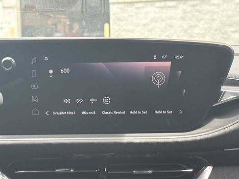 New 2026 Buick Envista Sport Touring w/ Convenience I Package FWD image 3