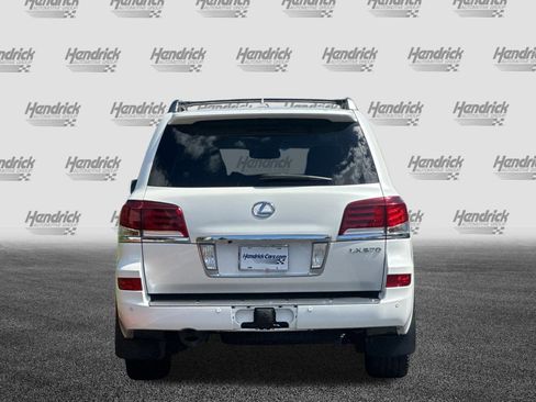 Used 2015 Lexus LX 570 4WD w/ Luxury Package image 6