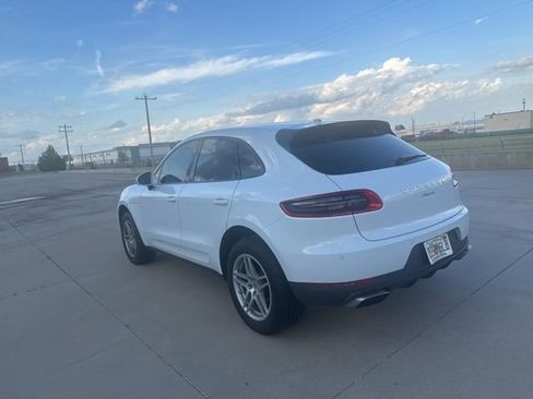 Used 2018 Porsche Macan image 7
