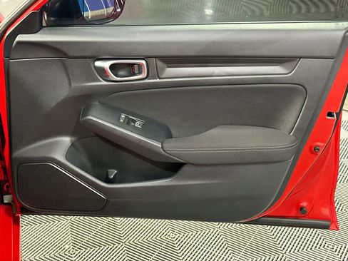 Used 2025 Honda Civic Sport image 34