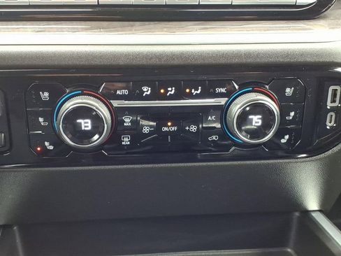 Certified 2022 Chevrolet Silverado 1500 LTZ w/ Technology Package image 14