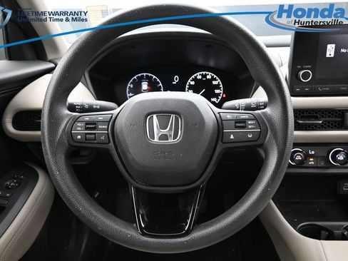 Used 2024 Honda HR-V LX image 16