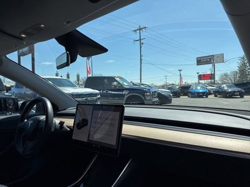 Used 2020 Tesla Model Y Long Range AWD/4WD image 18