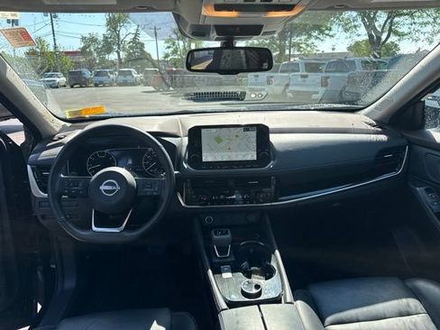Used 2023 Nissan Rogue SL w/ SL Premium Package AWD/4WD image 19