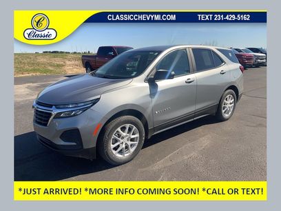 Used 2023 Chevrolet Equinox LS w/ LS Convenience Package
