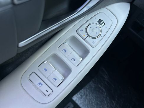 New 2025 Hyundai Sonata SEL image 16