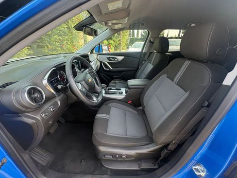 Used 2025 Chevrolet Blazer LT image 29