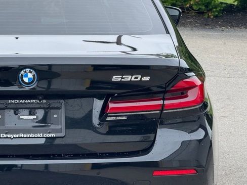 Certified 2023 BMW 530e xDrive w/ Premium Package AWD/4WD image 7