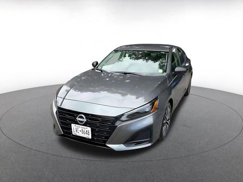 Used 2026 Nissan Altima 2.5 SV FWD image 6