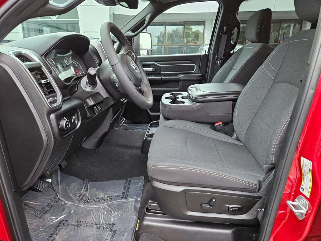 Used 2026 RAM 2500 Big Horn AWD/4WD image 16