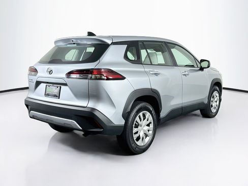 Used 2026 Toyota Corolla Cross L FWD image 9