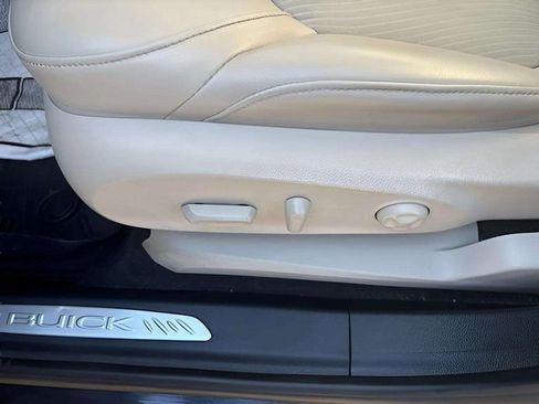 Used 2020 Buick Envision Preferred image 10