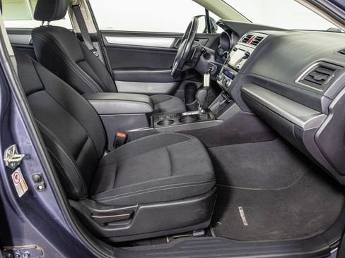 Used 2016 Subaru Legacy 2.5i Premium AWD/4WD image 44